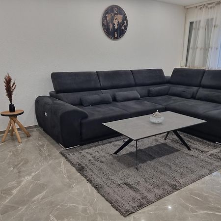 Apartment Sasu فريدريشسهافن المظهر الخارجي الصورة